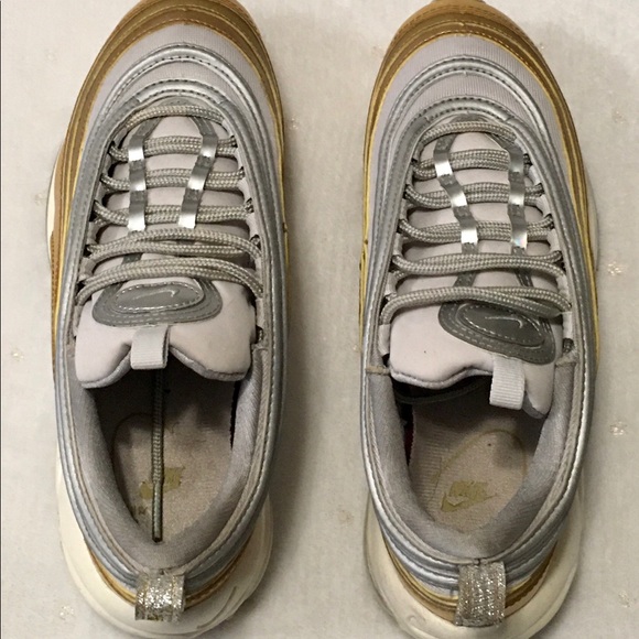 Nike Air Max 97 'Vast Grey & Metallic Gold & Metallic Silver' - Picture 6 of 10